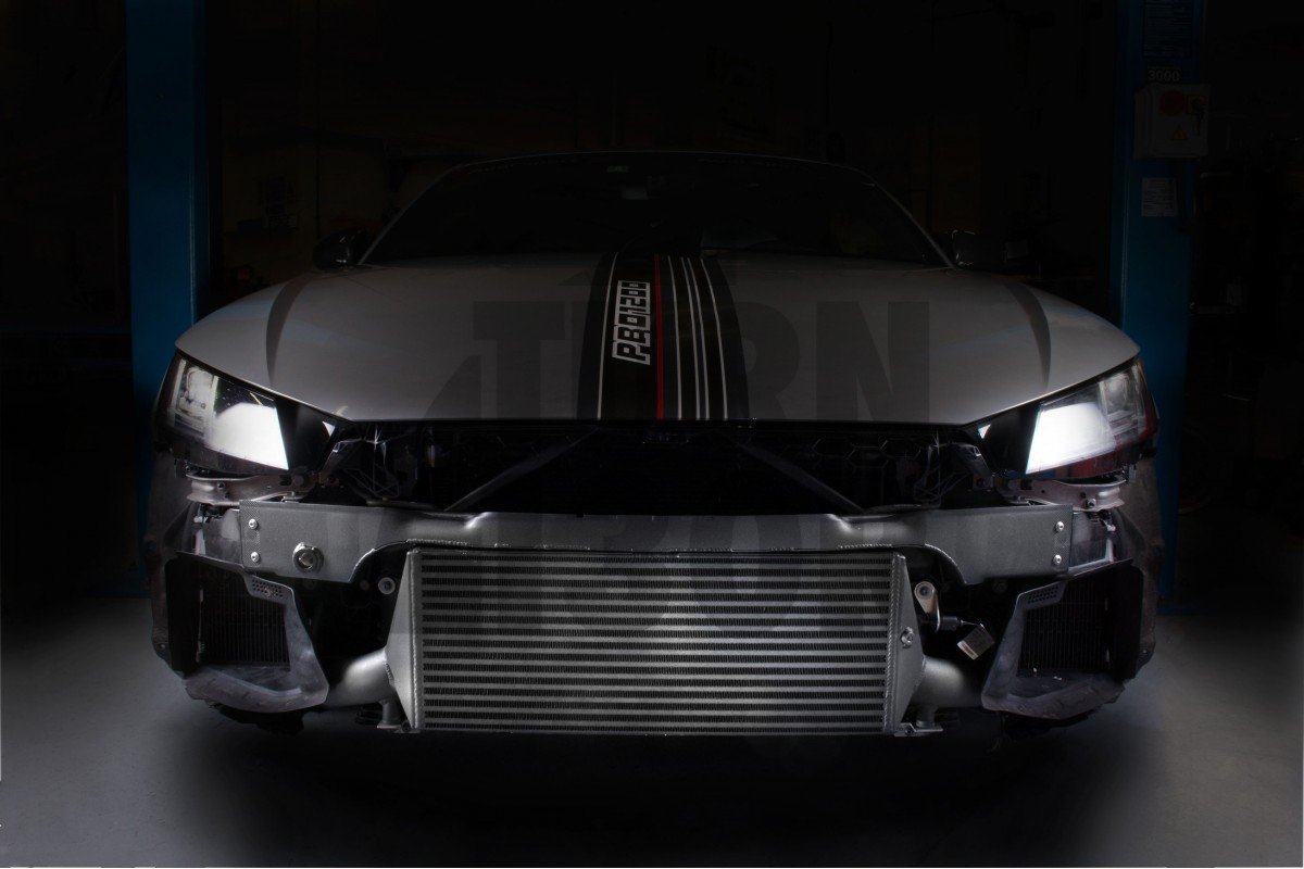 Forge Intercooler Audi TTRS 8S Forge Intercooler Audi TTRS 8S