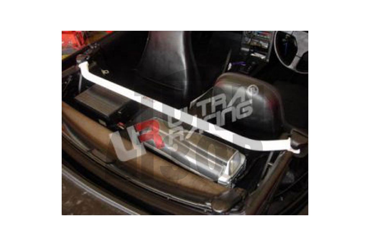 Ultra Racing C-Pillar Brace / Room Bar Mazda MX5 NA / NB Ultra Racing C-Pillar Brace / Room Bar Mazda MX5 NA / NB