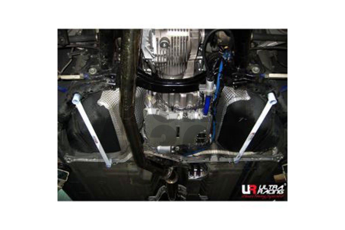 Ultra Racing 4 Points Rear Lower Member Braces Nissan R35 GTR Ultra Racing 4 Points Rear Lower Member Braces Nissan R35 GTR
