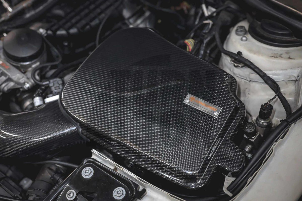 Armaspeed Carbon Fiber Air Intake BMW 135i / 235i F2x and 335i / 435i F3x N55 Armaspeed Carbon Fiber Air Intake BMW 135i / 235i F2x and 335i / 435i F3x N55