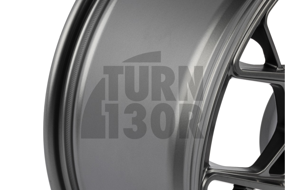 APR A02 Flow Formed Wheel Gunmetal / 18 x 8.5 - 5x112 ET45