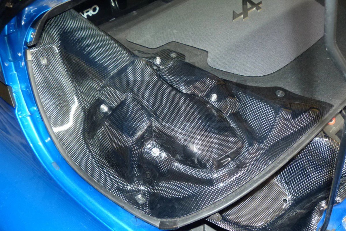 Gruppe M Carbon Fiber Intake System for Alpine A110 1.8 TCE