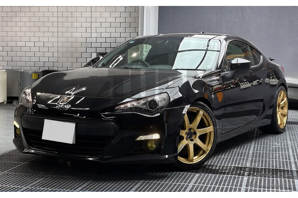 Enkei PF07 Wheel 18x8 - 5x100 ET45 in Gold