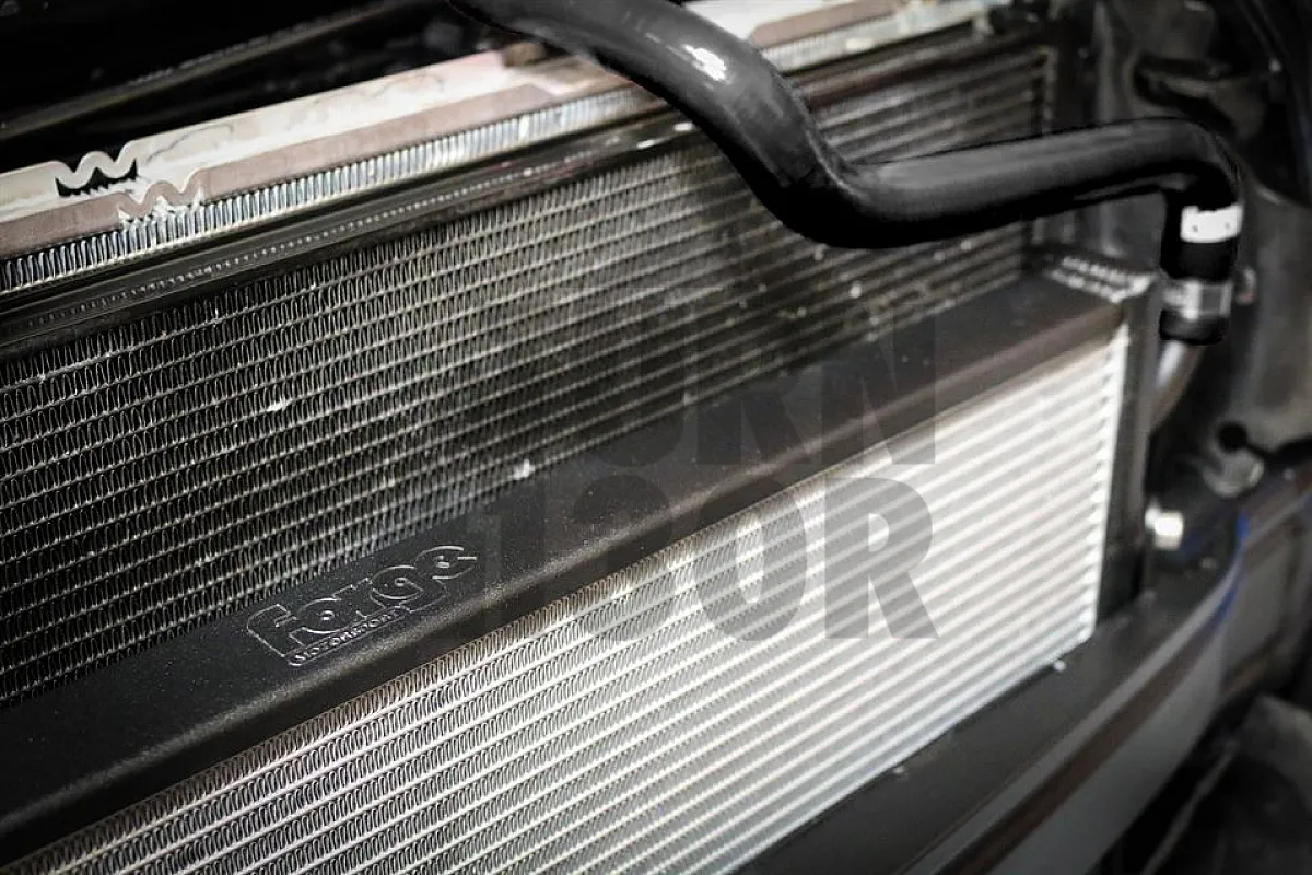 Forge Motorsport uzlādes dzesētāja radiators Audi RS7 / RS6 C7