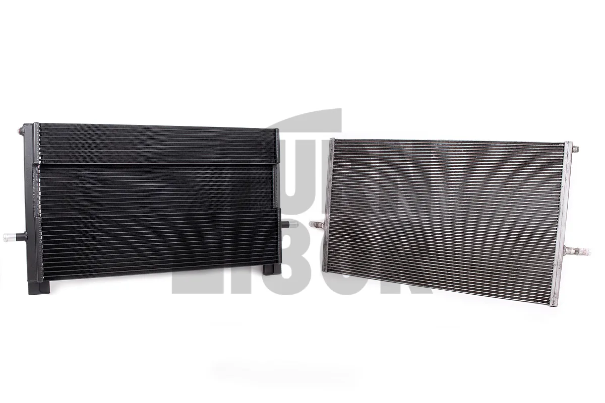 Forge Motorsport Centra uzlādes dzesētājs radiators Mercedes A45 AMG W176