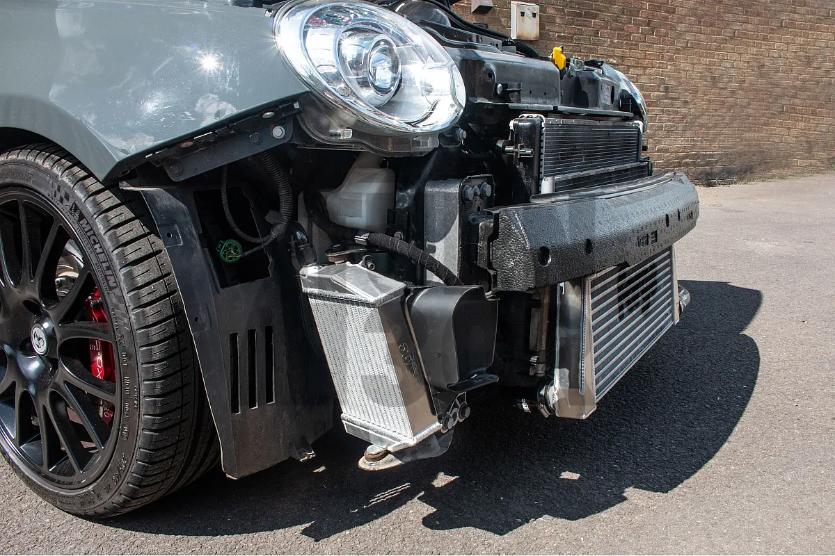 Forge Motorsport Eļļas Dzesētāja Komplekts Fiat 500 / 595 Abarth