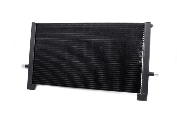 Forge Motorsport Centra uzlādes dzesētājs radiators Mercedes A45 AMG W176