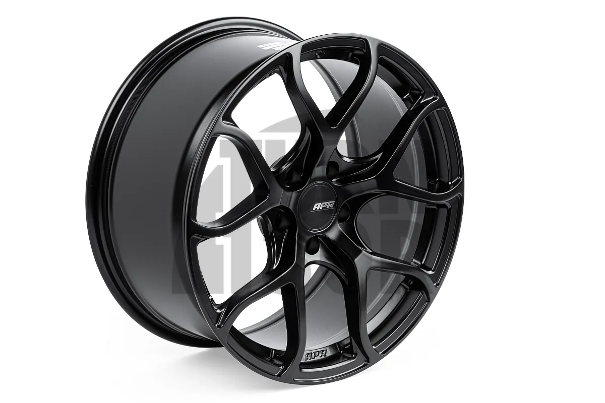 APR A01 Flow Formed vieglmetāla disks 18 x 8.5 ET45 Gunmetal, melns vai sudraba