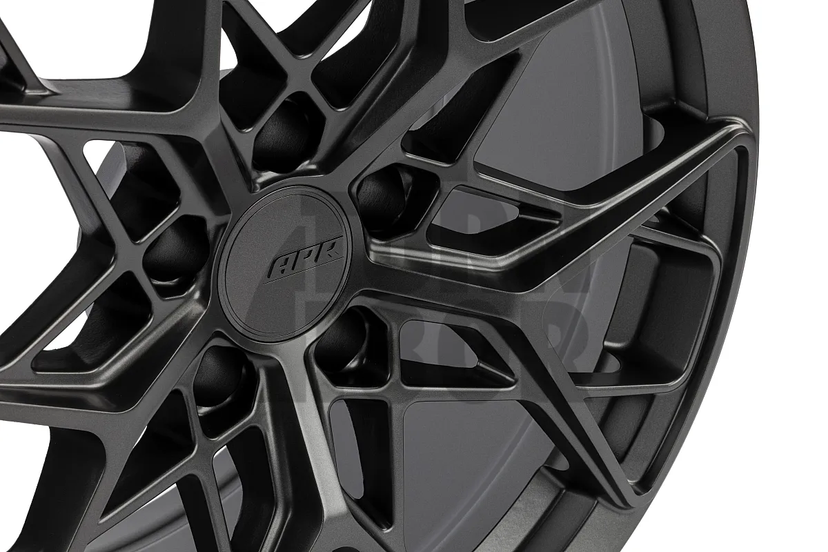 APR A02 Flow Formed disks 19 x 8.5 ET45 grafīta, bronzas, melnā vai sudraba krāsā