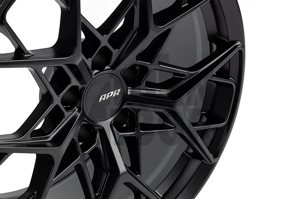 APR A02 Flow Forming vieglmetāla disks 19 x 8.5 ET45, Gunmetal, Bronze, Black vai Silver