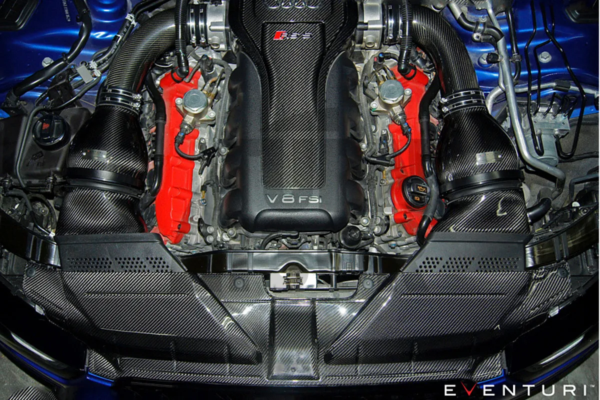 Eventuri oglekļa šķiedras gaisa ieplūdes sistēma Audi RS5 / RS4 B8