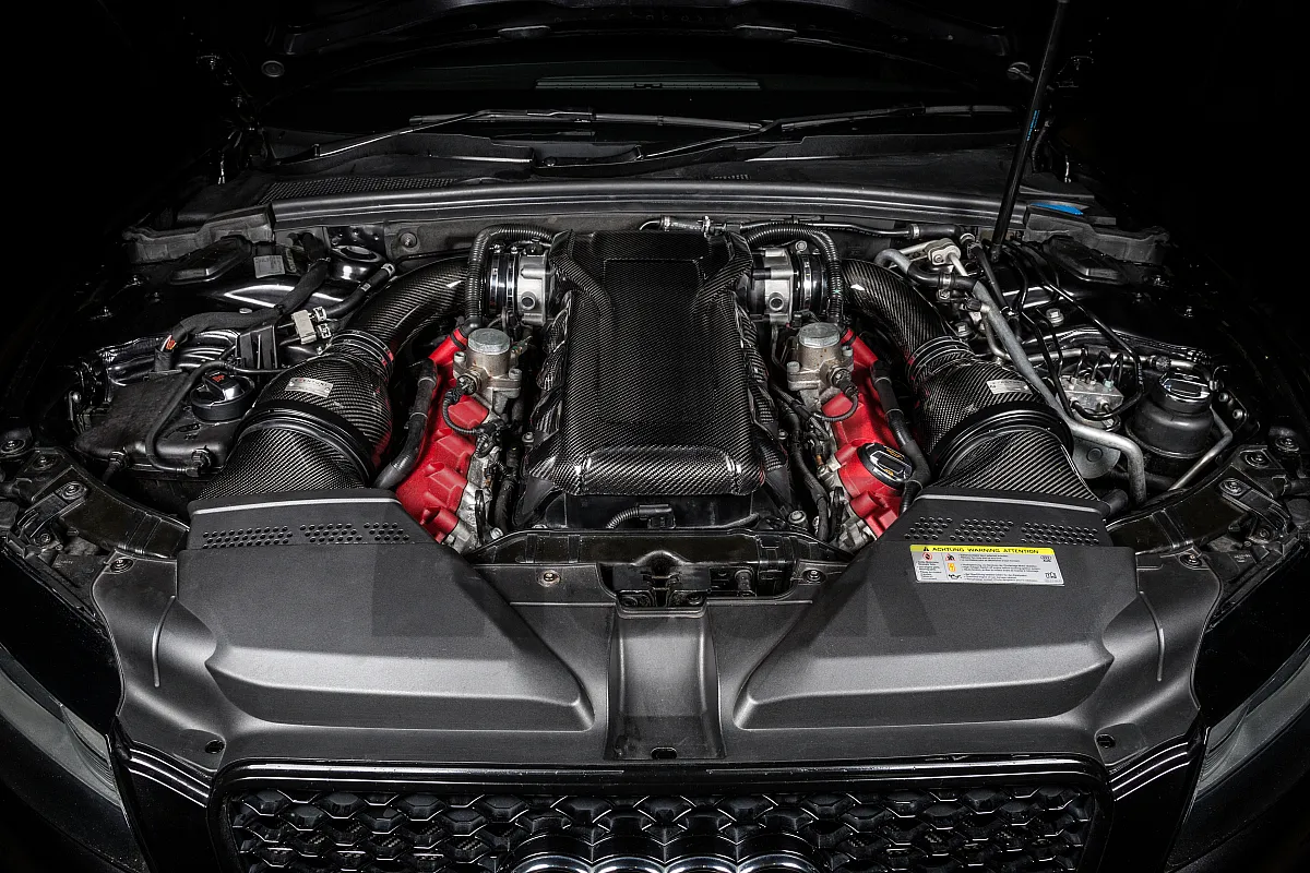 Eventuri oglekļa šķiedras gaisa ieplūdes sistēma Audi RS5 / RS4 B8
