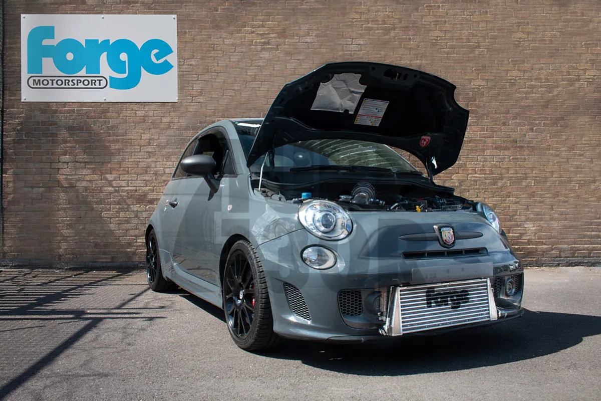 Forge Motorsport intercoolera komplekts Fiat 500 / 595 Abarth