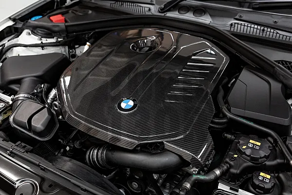 Eventuri oglekļa šķiedras dzinēja pārsegs BMW 140i / 240i / 340i / 440i B58