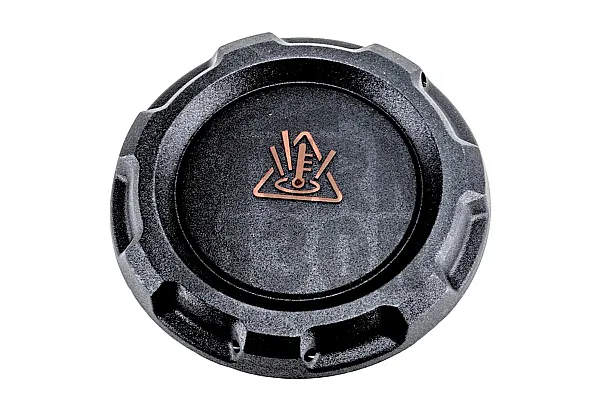 Melnā dzesēšanas šķidruma izplešanās tvertne ar vāku Audi / Seat / Skoda / VW 1.8T 20V / 2.0 TFSI / V6 3.2 FSI / 4.2 V8