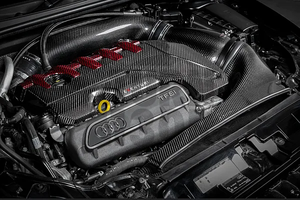 Eventuri oglekļa šķiedras / sarkana Kevlar dzinēja pārsegs Audi RS3 8V.5 / TTRS 8S un RS3 8Y