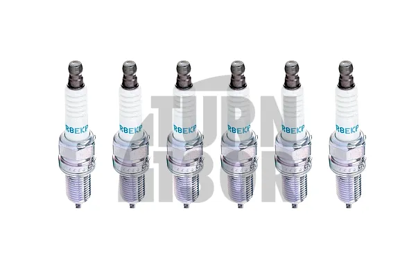 Aizdedzes sveces NGK DCPR8EKP, paredzētas BMW M3 E46