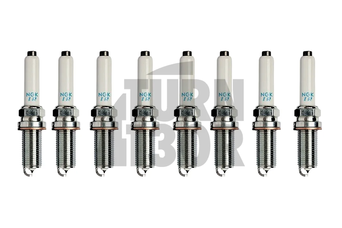 NGK SILFER8C7ES aizdedzes sveces Audi RS6 C7/C8 un RS7 C7/C8 modeļiem